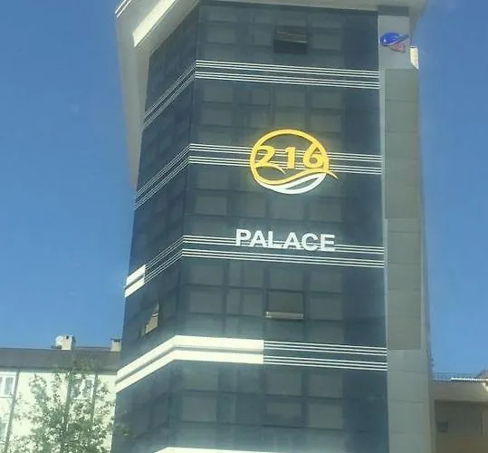 216 Palace Hotel 3*